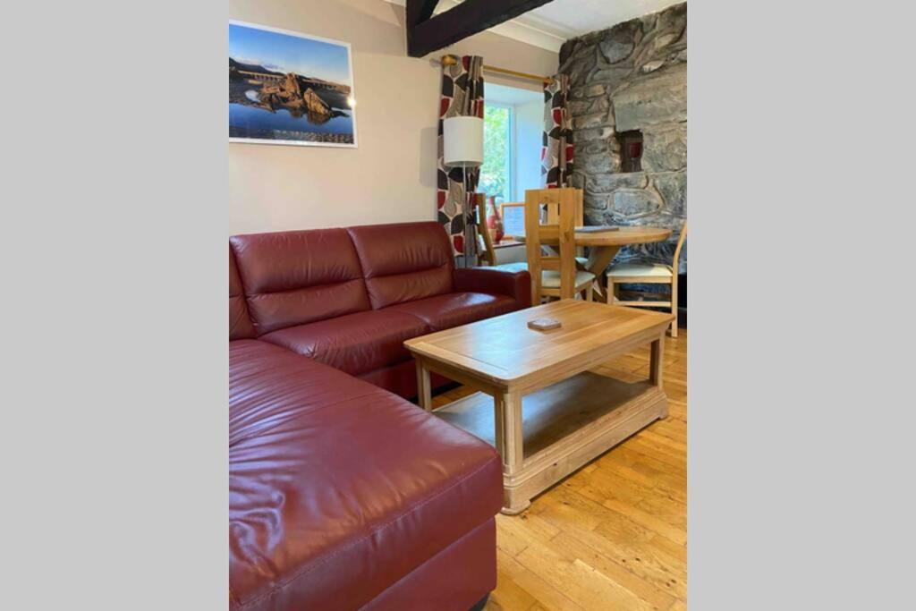 Apartment Hendre Fechan Cottage, Nr Barmouth, Pets Welcome, Beautiful Views. *